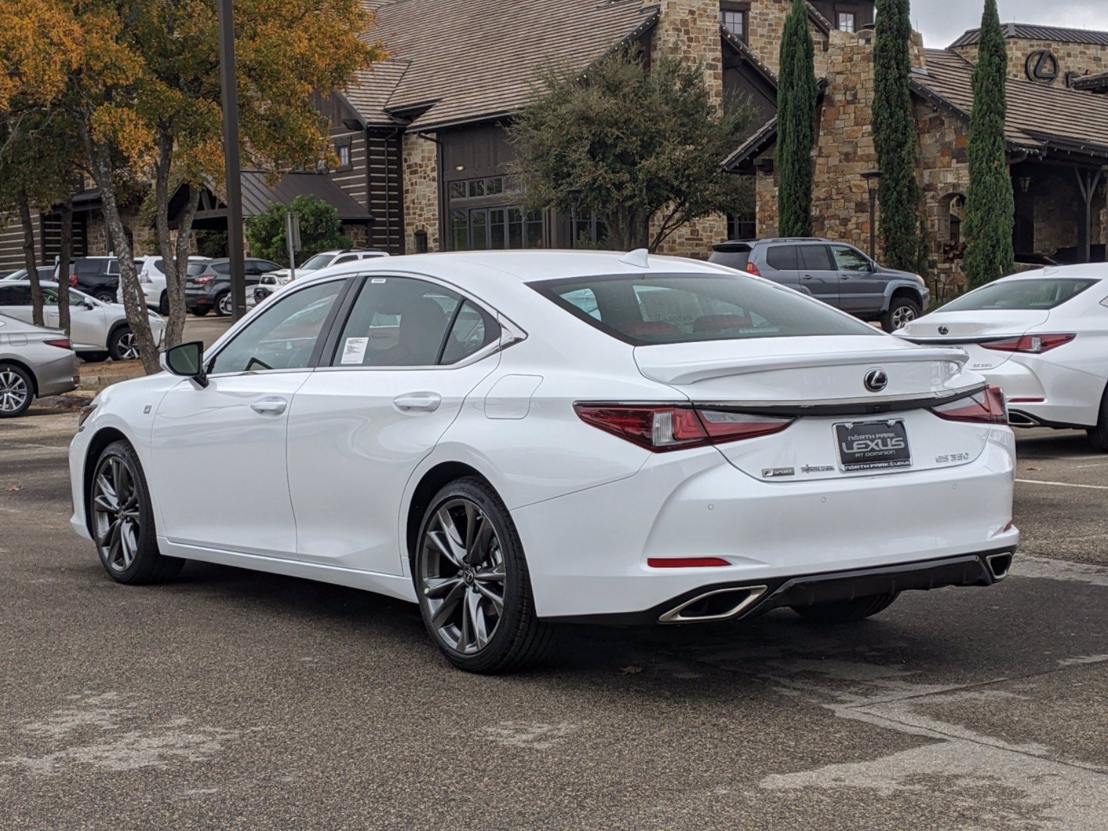 Lexus es f