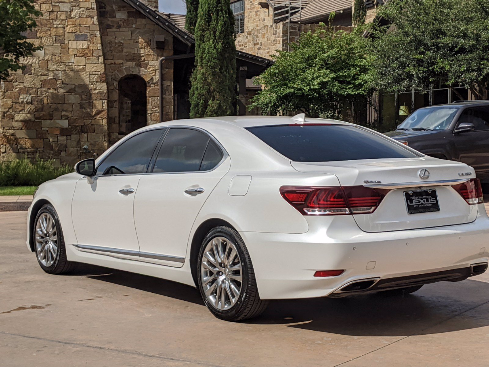 Lexus ls 2017